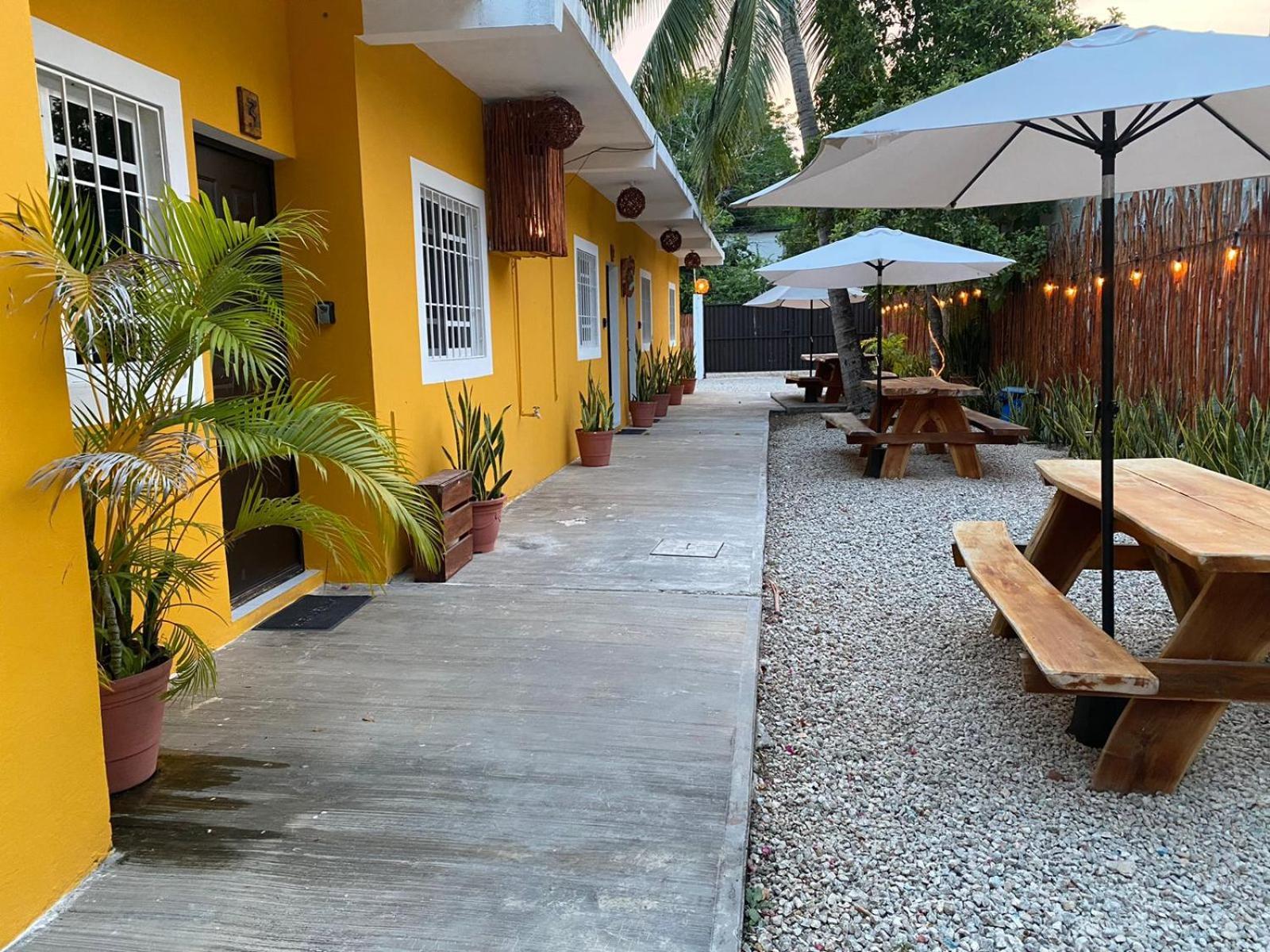 Hotel Apartaments Solecito Bacalar - Free Bikes & Paddle Bagian luar foto